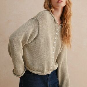 Elegant Button-Up Cardigan - greyish green